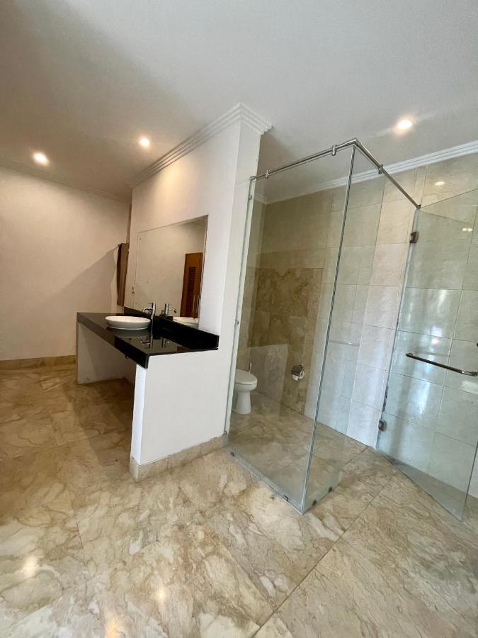 Private Suite In A Kids Friendly Big Shared Villa In Canggu Exteriér fotografie