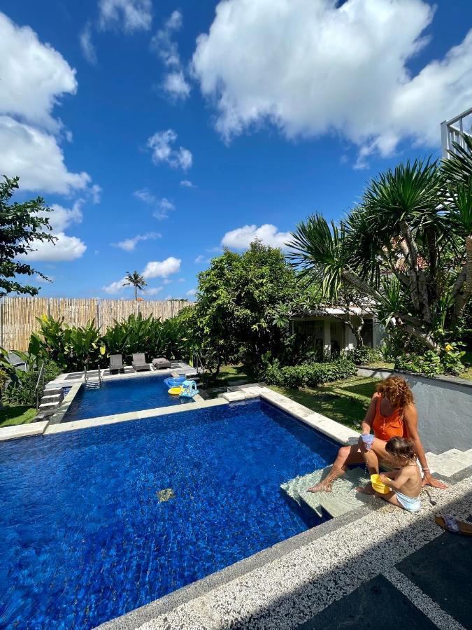 Private Suite In A Kids Friendly Big Shared Villa In Canggu Exteriér fotografie