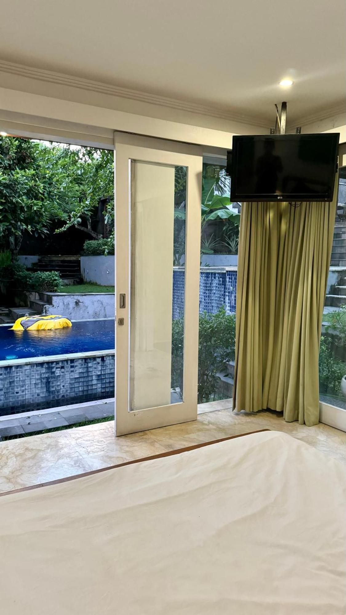 Private Suite In A Kids Friendly Big Shared Villa In Canggu Exteriér fotografie